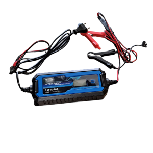 Akkumulátor töltő KR124 6V / 12V intelligens, digitális kijelzővel