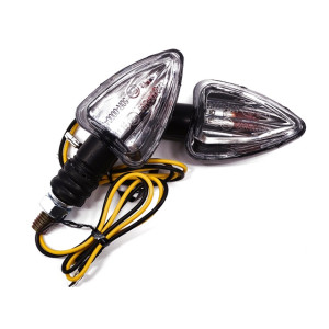 Villogó fehér búrával párban E-jeles